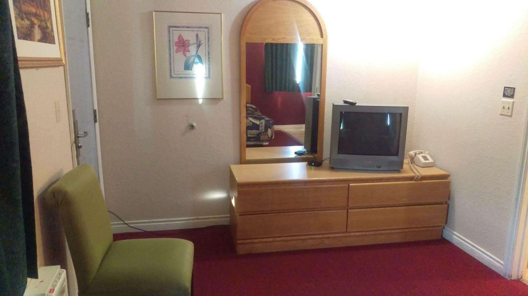 Travel Inn Sunnyside Εξωτερικό φωτογραφία